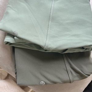 Lululemon align 28”